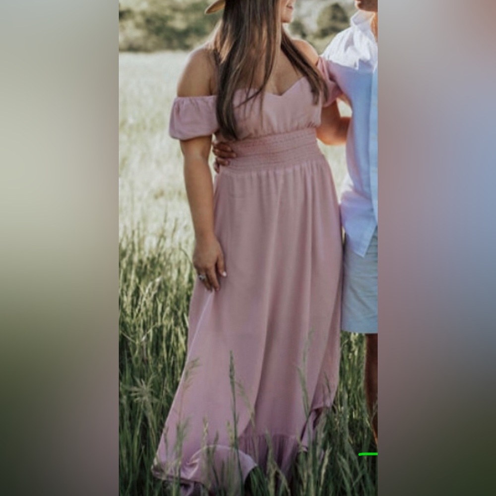 Beautiful medium long pink dress!